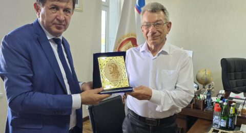 Rossiyaning nufuzli universitet professori Buxoro davlat tibbiyot institutida bo‘ldi1