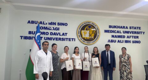 Institutda xorijlik talabalar amaliyot o‘tash uchun kelishdi1