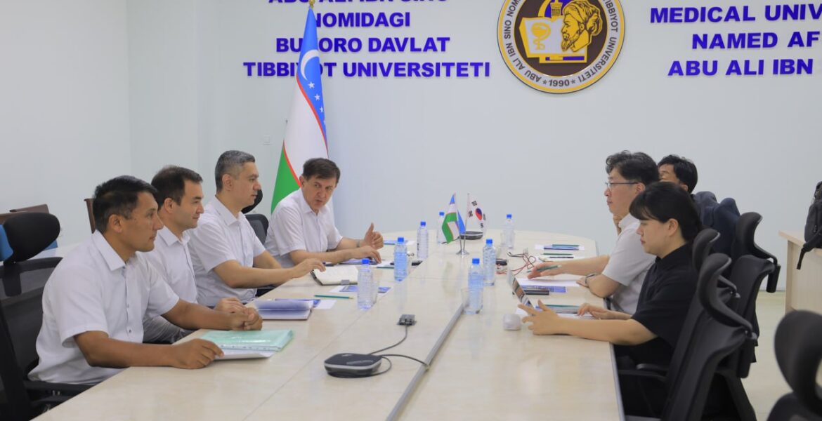 Koreyaning Daegu Haany universiteti vakillari Buxoro davlat tibbiyot institutida1