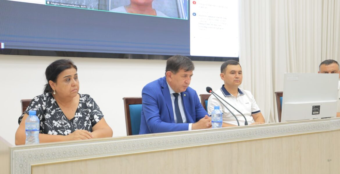 Talabalar va ularning ota-onalari bilan onlayn muloqot tashkil etildi1