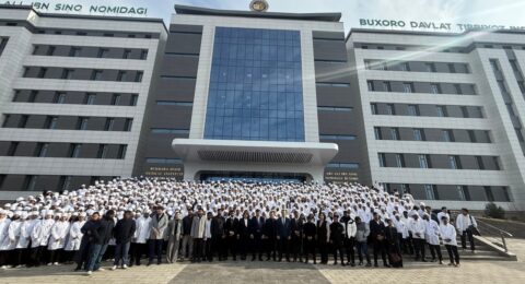 Shifokorlik qasamyodi – sharafli va mas’uliyatli lahza1